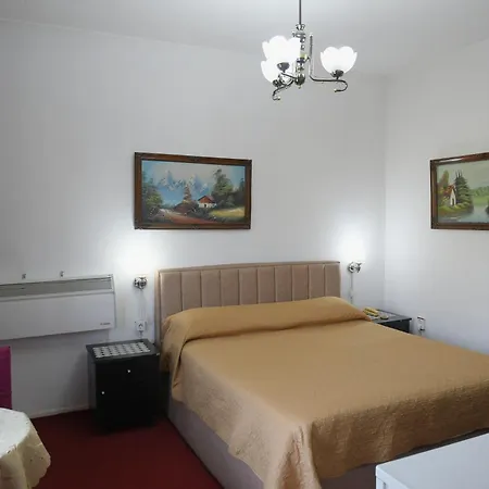 Haxhiu 2* Tirana